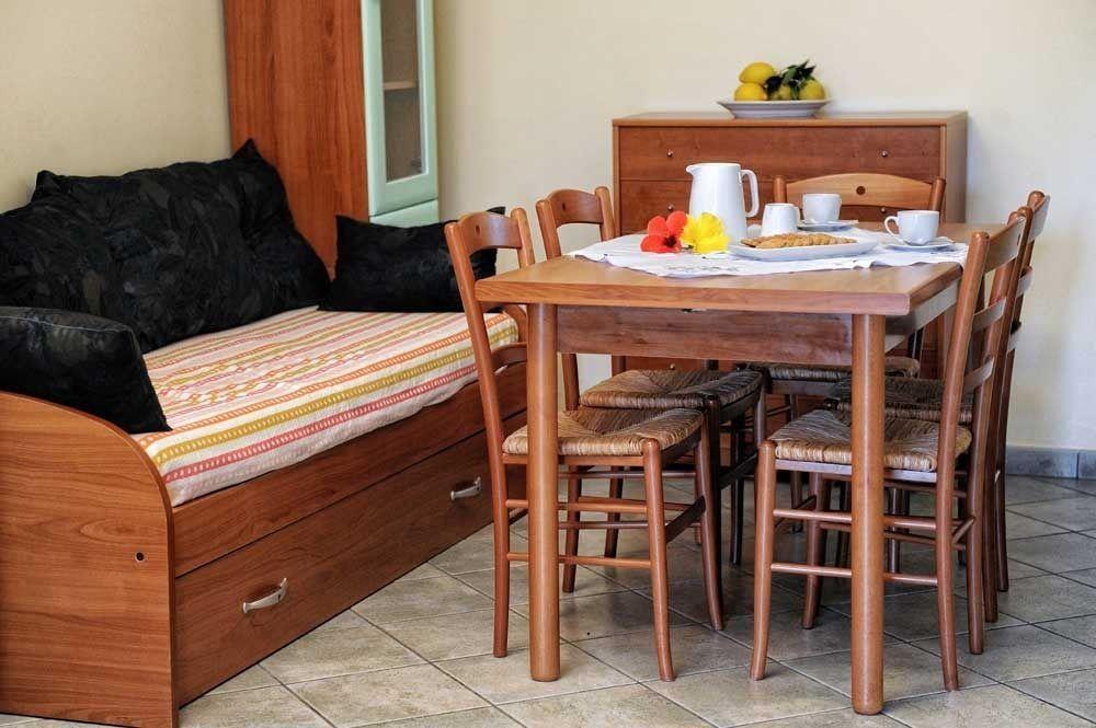 Villaggio Pineta Petto Bianco Капо Ватикано Екстериор снимка